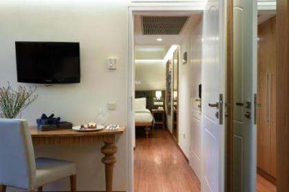 Titania Hotel - image 16