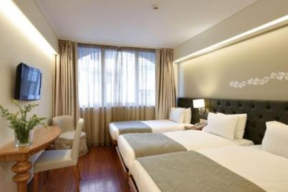 Titania Hotel - image 18