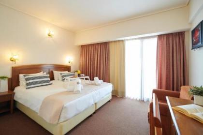 Crystal City Hotel - image 16