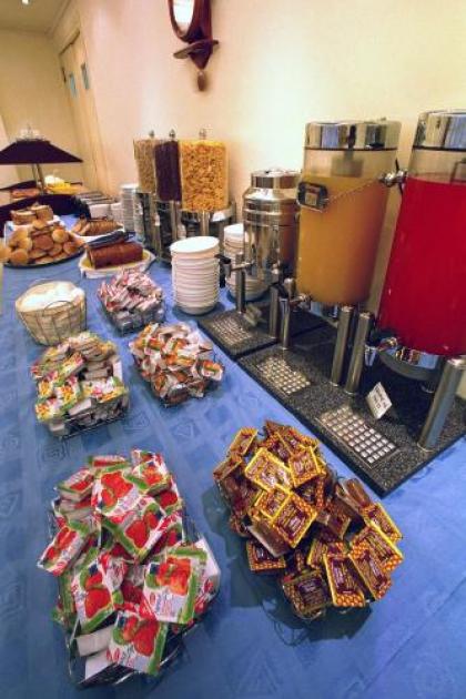 Economy Hotel - image 17