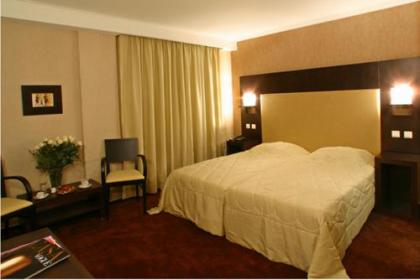 Alassia Hotel - image 8