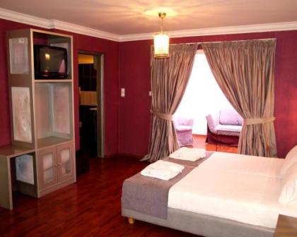 Delphi Art Hotel - image 17
