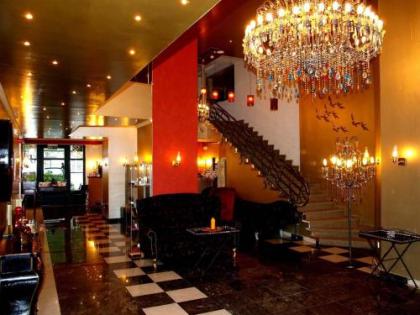 Delphi Art Hotel - image 19