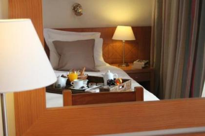 Achillion Hotel - image 13