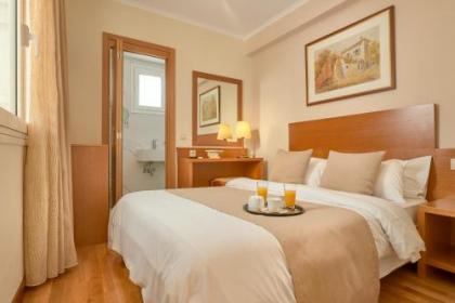 Athos Hotel - image 18