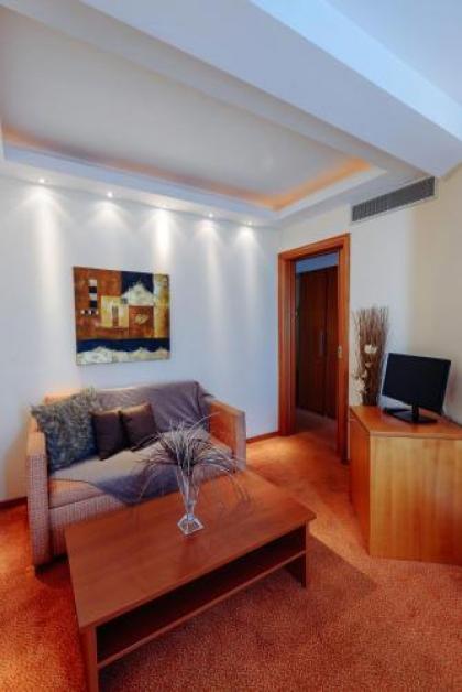 Athens Mirabello - image 9