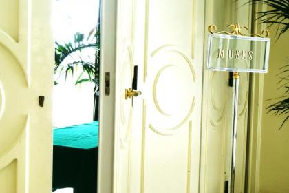 Ilisia Hotel - image 13