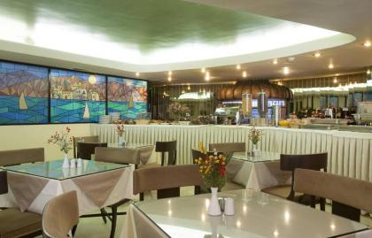 Ilisia Hotel - image 8