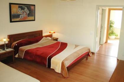 Omiros Hotel - image 16