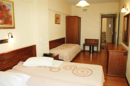 Omiros Hotel - image 9