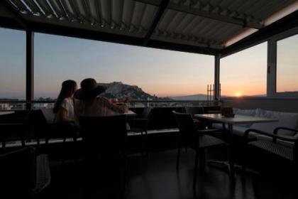 Hotel Adonis - image 2