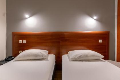 Stalis Hotel - image 17