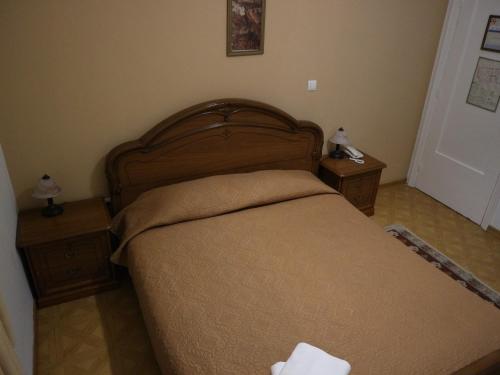 Acropolis House - image 2