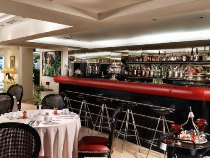 Best Western Plus Embassy Hotel - image 14