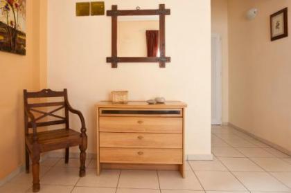 Elizabeth Hotel - image 13