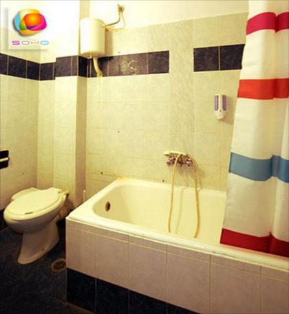 Athens Hawks Hostel - image 10