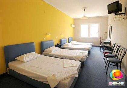 Athens Hawks Hostel - image 12