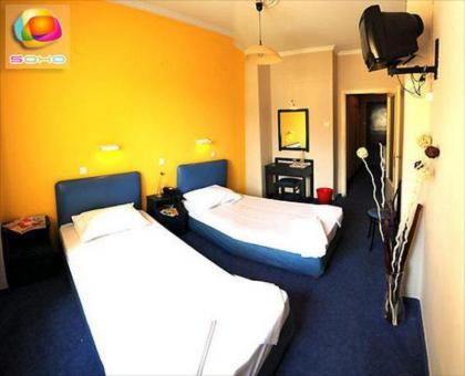 Athens Hawks Hostel - image 14