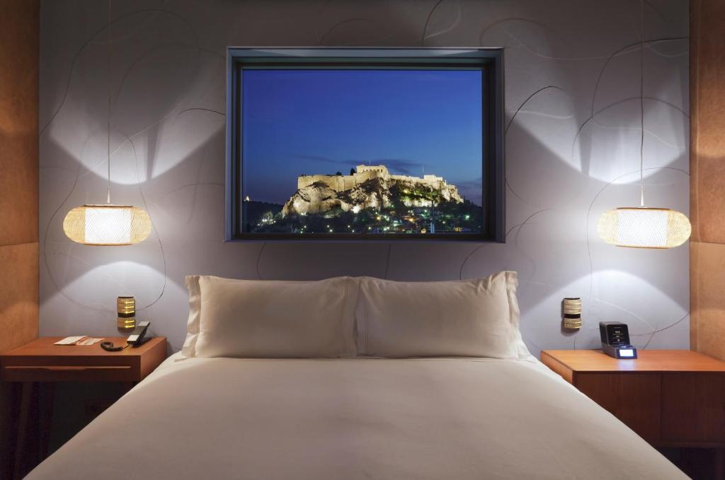 New Hotel - main image