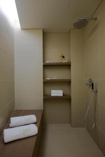 O&B Athens Boutique Hotel - image 2