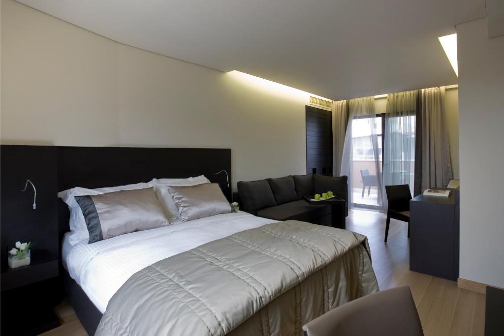 O&B Athens Boutique Hotel - image 3