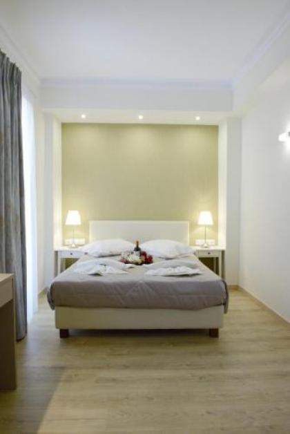 Phidias Hotel - image 4