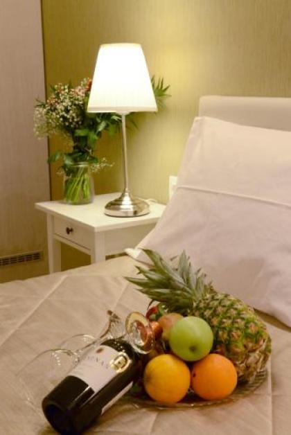 Phidias Hotel - image 6