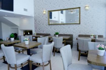 Phidias Hotel - image 9