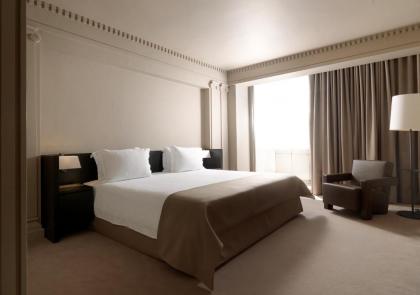 Njv Athens Plaza - image 11