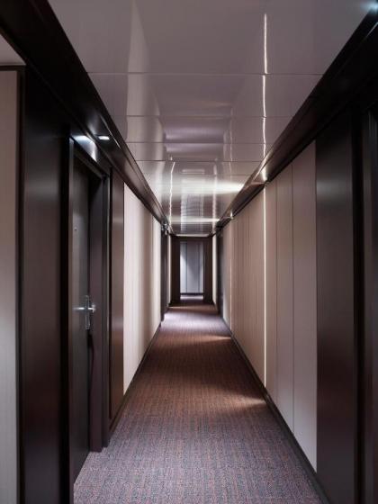 Njv Athens Plaza - image 18