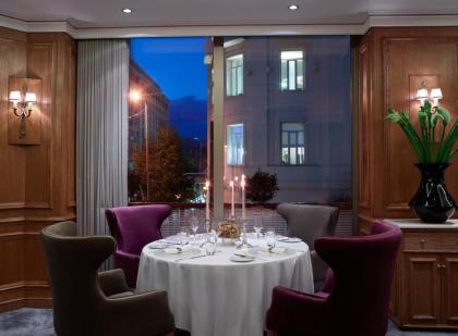 Njv Athens Plaza - image 20