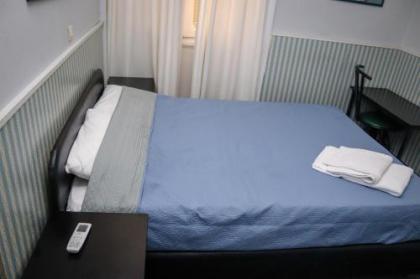 Zorbas Hostel - image 17