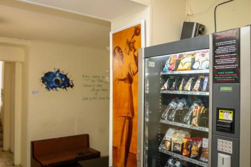 Zorbas Hostel - image 7
