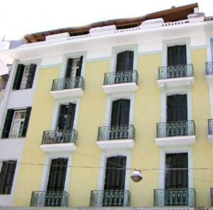 Zeus Hostel - image 1