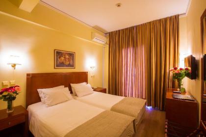 Marina Hotel - image 13