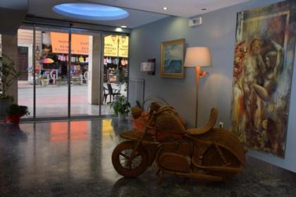 Diros Hotel - image 6