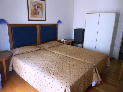 Adam's Hotel - image 14