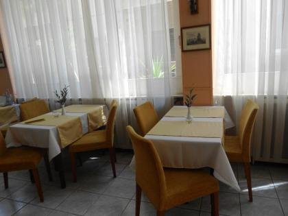 Adam's Hotel - image 15