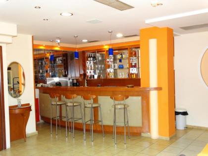 Faros 2 Hotel - image 19