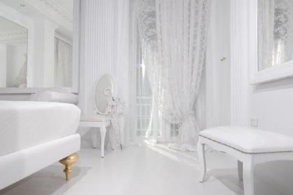 Athens Diamond Plus Hotel - image 16