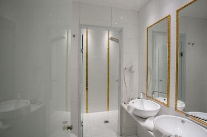 Athens Diamond Plus Hotel - image 5