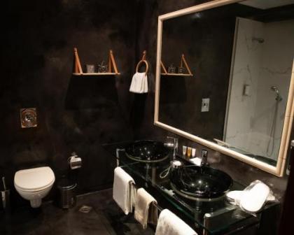 Andromeda Suites & Apartments - image 13
