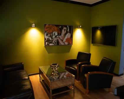 Andromeda Suites & Apartments - image 15