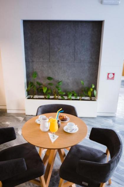 Piraeus Port Hotel - image 19