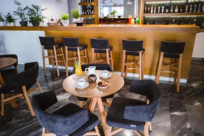 Piraeus Port Hotel - image 20