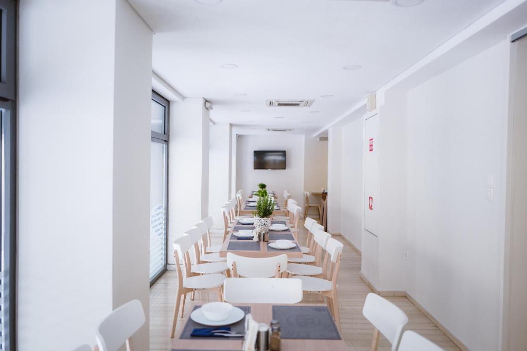 Piraeus Port Hotel - image 5