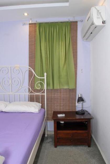 Chameleon Youth Hostel - image 20