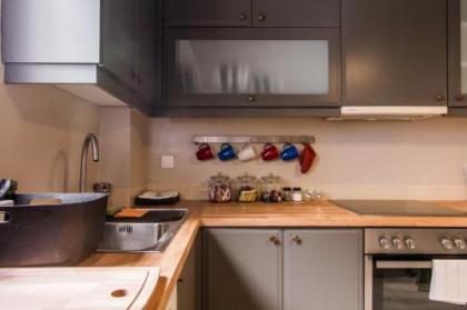 ABA Apartment 2 - image 8