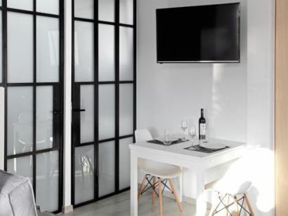 Athens View Loft - 02 - image 9