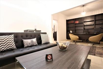GK Athens - image 9